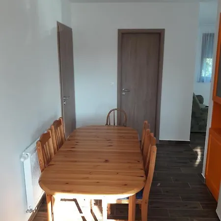 Dios Apartman Lägenhet *